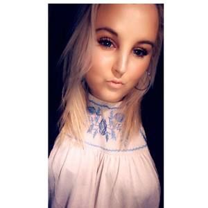 Meet your Posher, Savannah